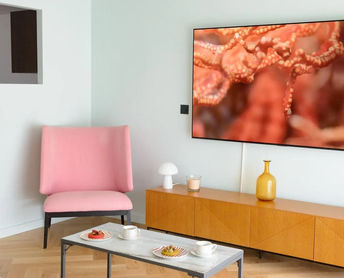 Lägenhet Superbe Appartement Idealement Situe Aix-en-Provence